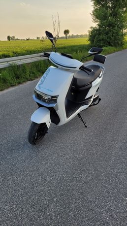 Nowy skuter elektryczny - Barton Evivo