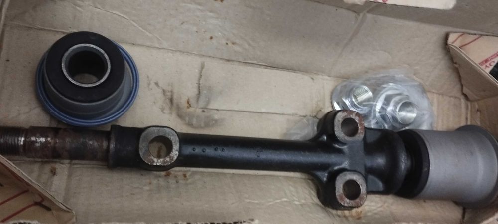 Veio braço superior tyt. hillux