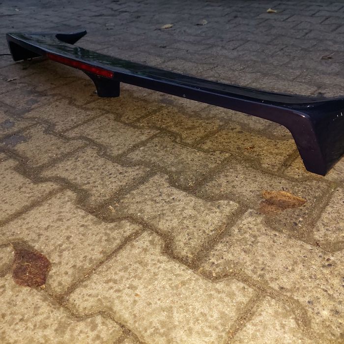 Lotka spoiler spojler ford escort 3