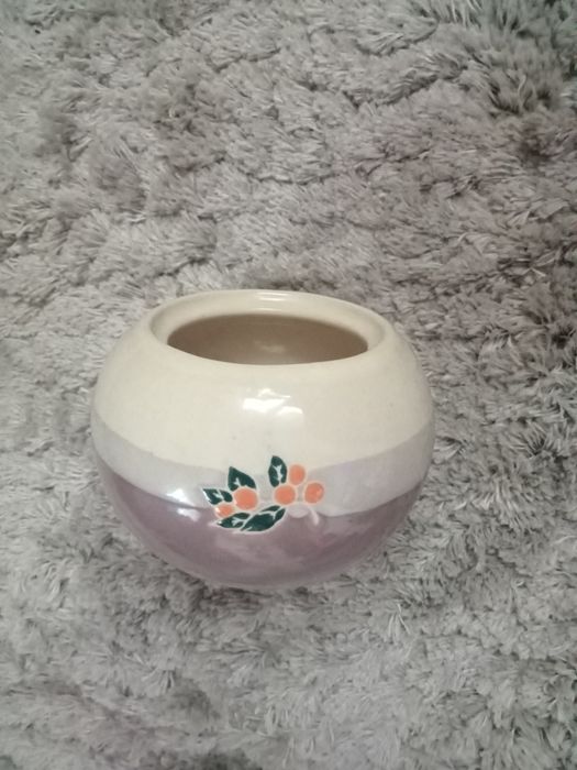 Beżowa cukierniczka