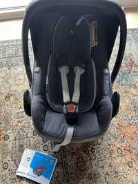 Maxi Cosi Pebble Pro i-Size 0-13kg.