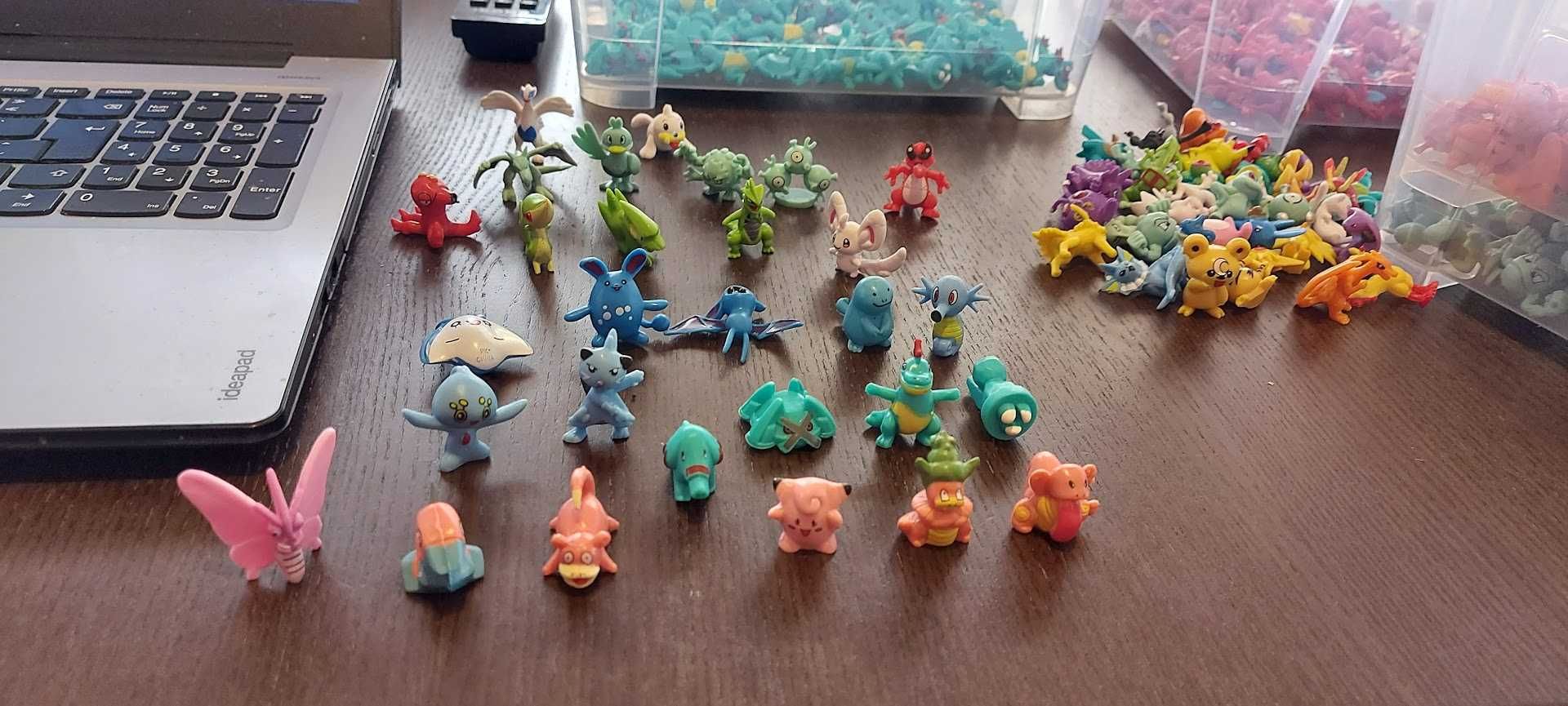 Pokémon figuras tamanho pequeno