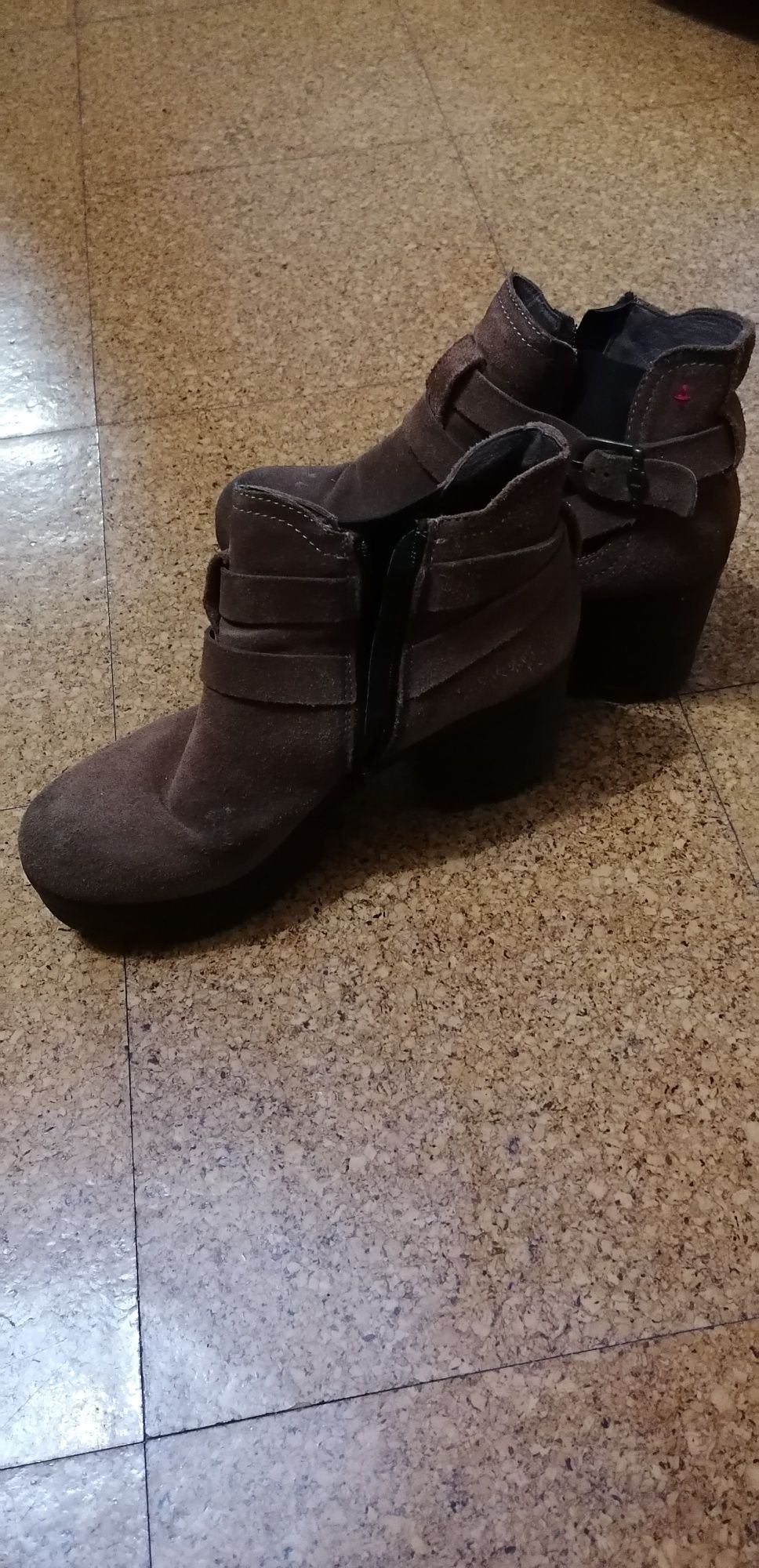 Botas como novas
