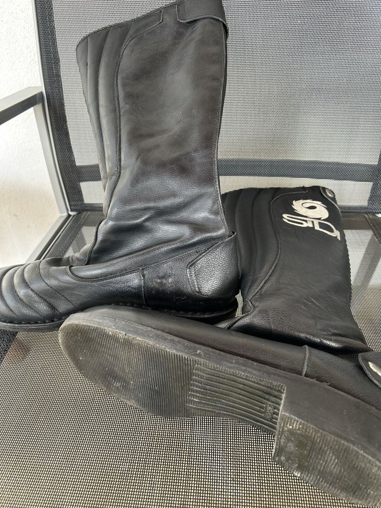 Botas estilo clássico