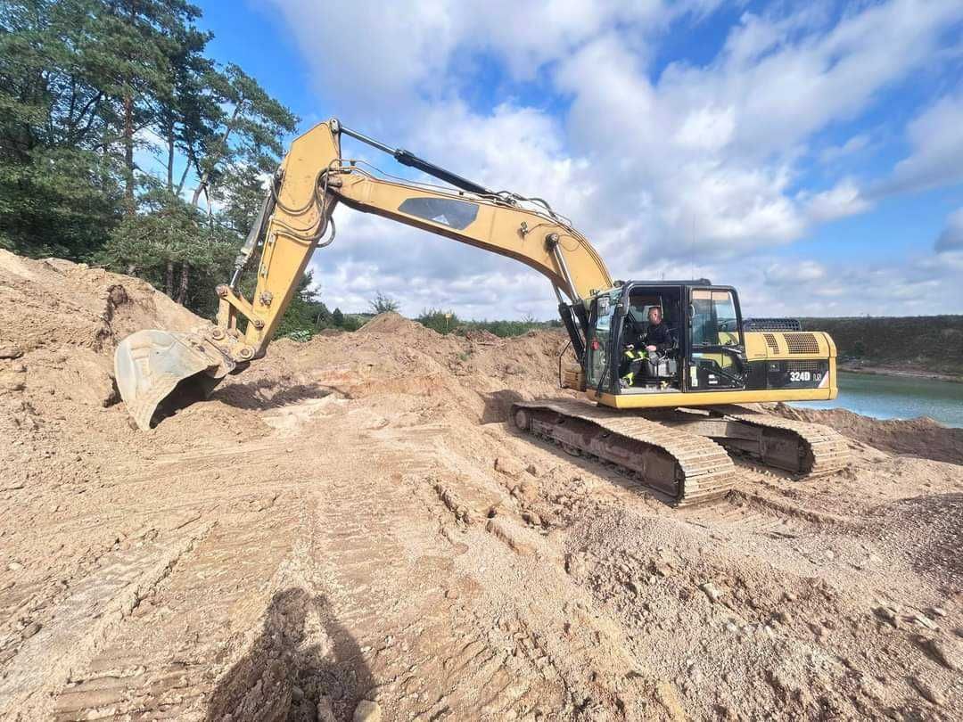 Kurs operatorów maszyn  koparki/ładowarki/walce/równiarki
