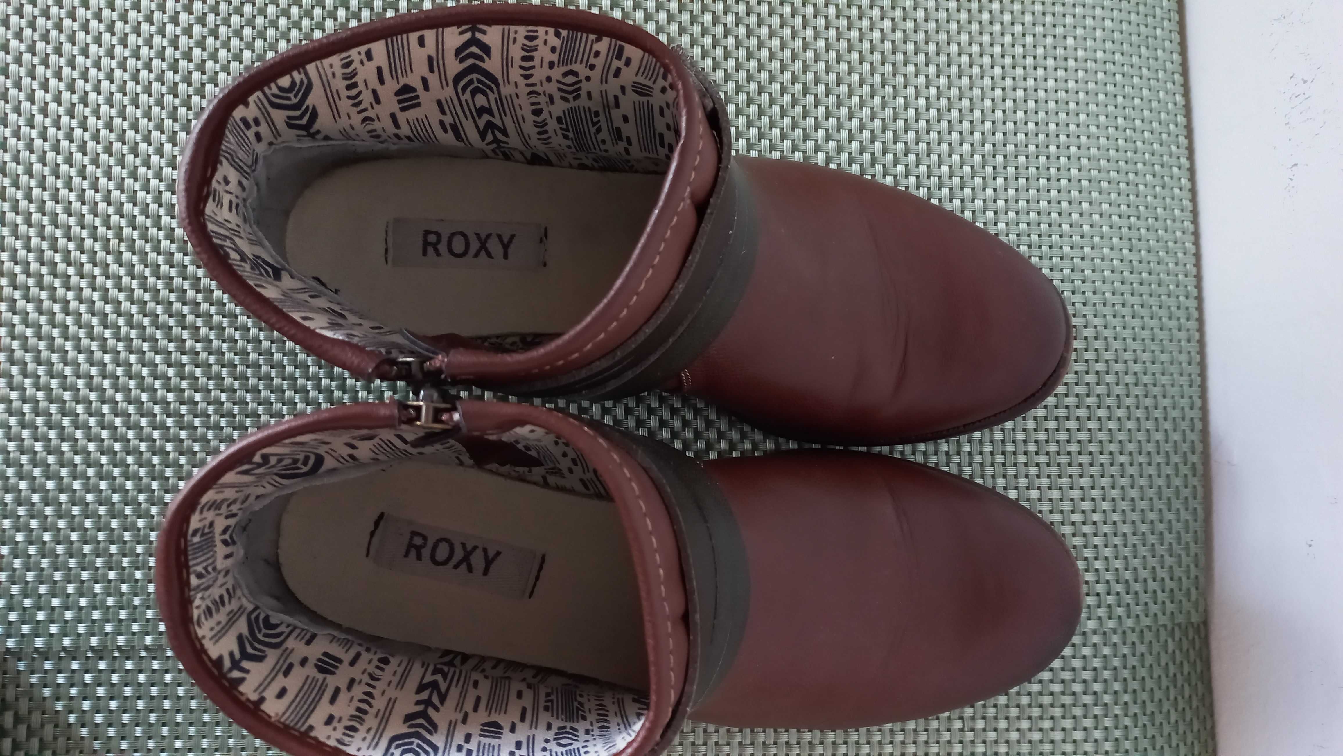 Botins Roxy em muito boas condições