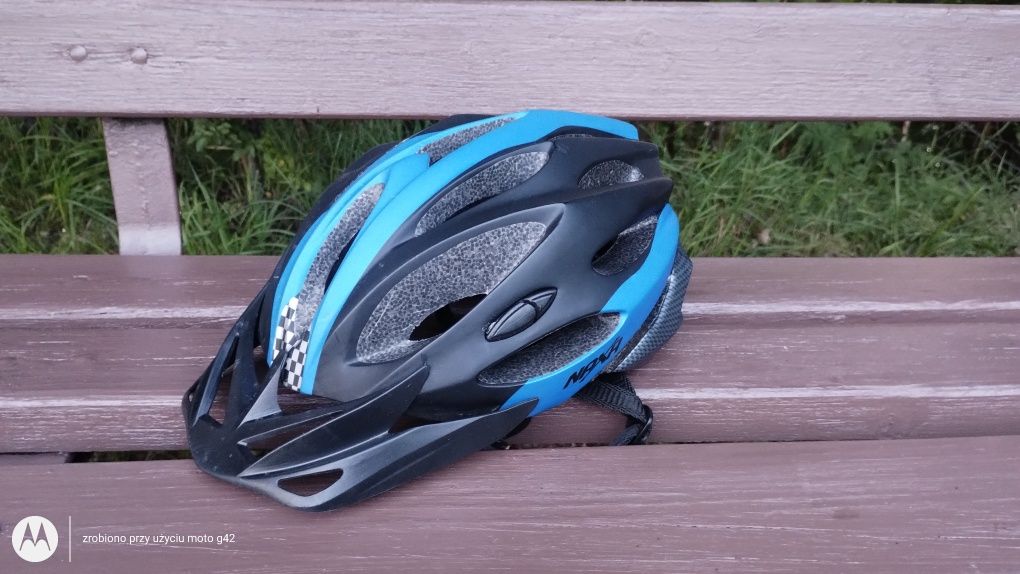 Kask rowerowy treking'owy, naxa ( m ) L, 56-59 cm