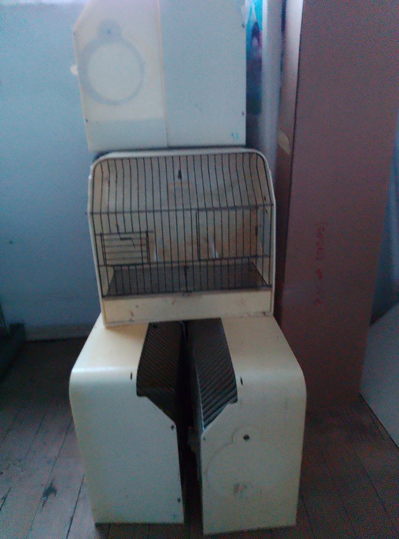 Várias Gaiolas para aves
