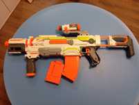 Pistolet nerf na strzałki