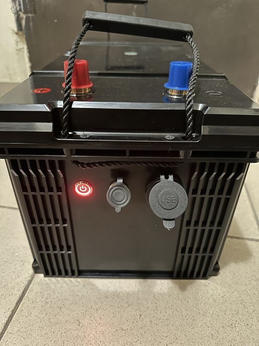 Акумулятор з зарядним, Літій-залізо-фосфатний LiFePO4 24V 100Ah 2560W