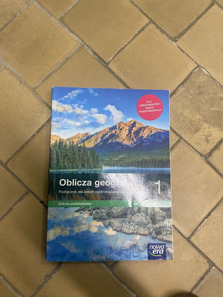 Książka do geografii w świetnym stanie