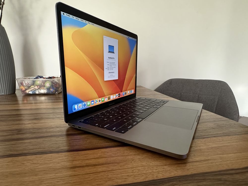 Macbook Pro 13 A1708 i7/16/500gb Najmocniejsza konfiguracja