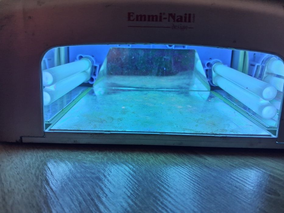 Lampa UV do paznokci