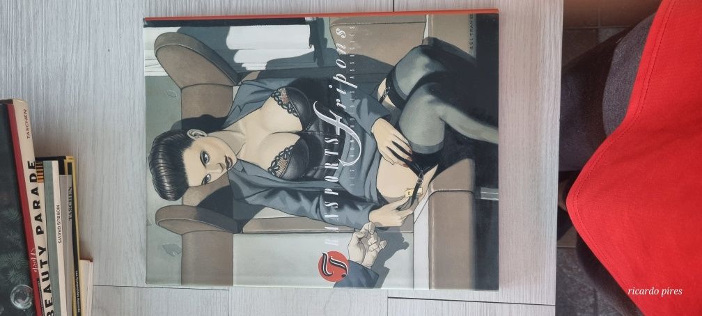 Revistas e livros de pornografia e erotismo.
Vintege excelente excele