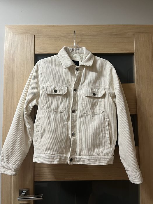 Sztruksowa kurtka Pull & Bear