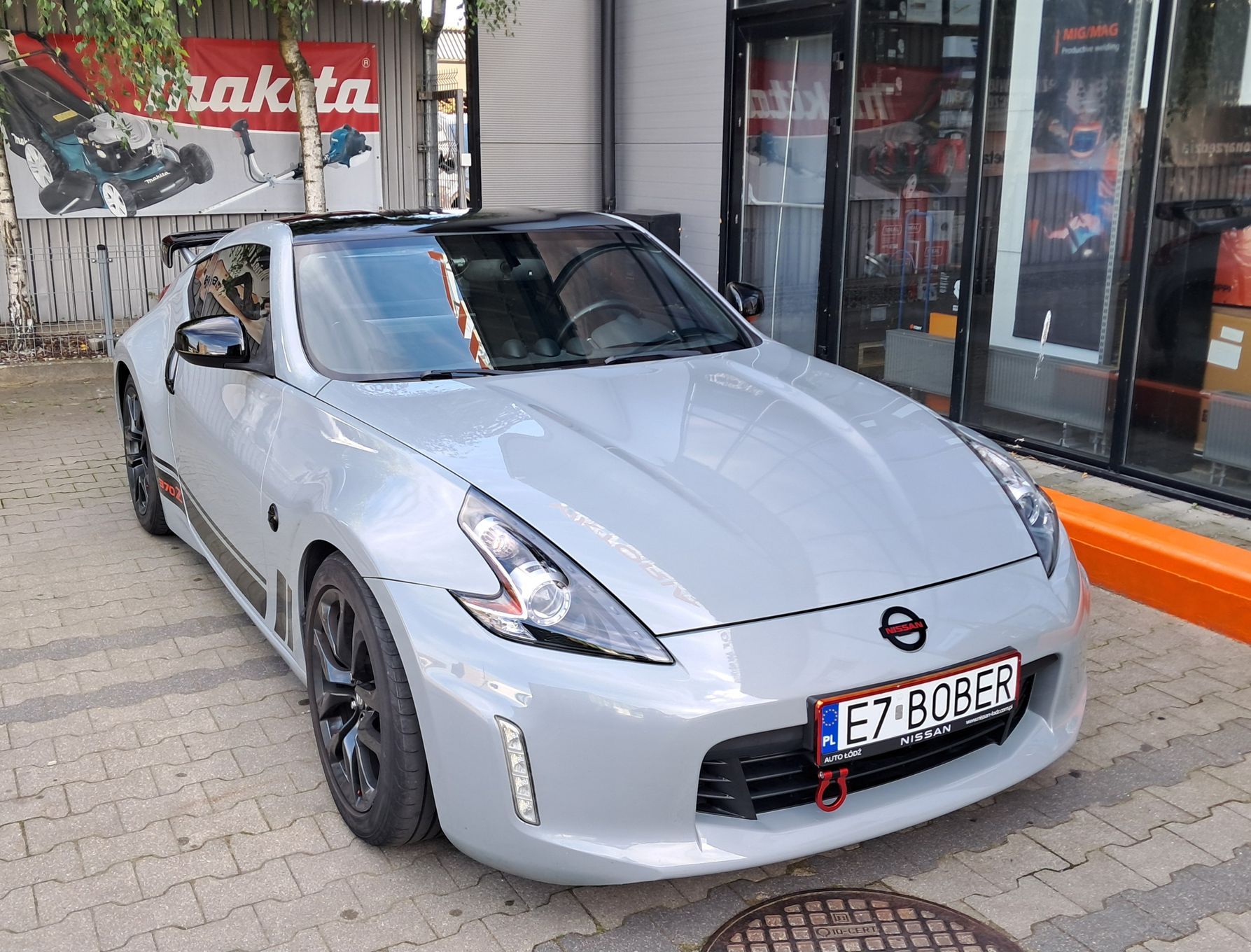 Nissan 370 Z - manual, doinwestowany, faktura, polift
