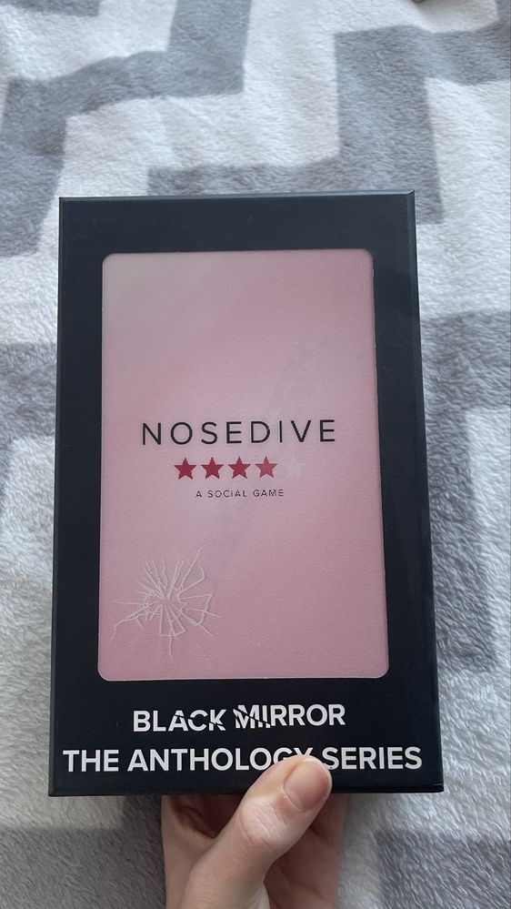 Nosedive gra interaktywna netflix black mirror