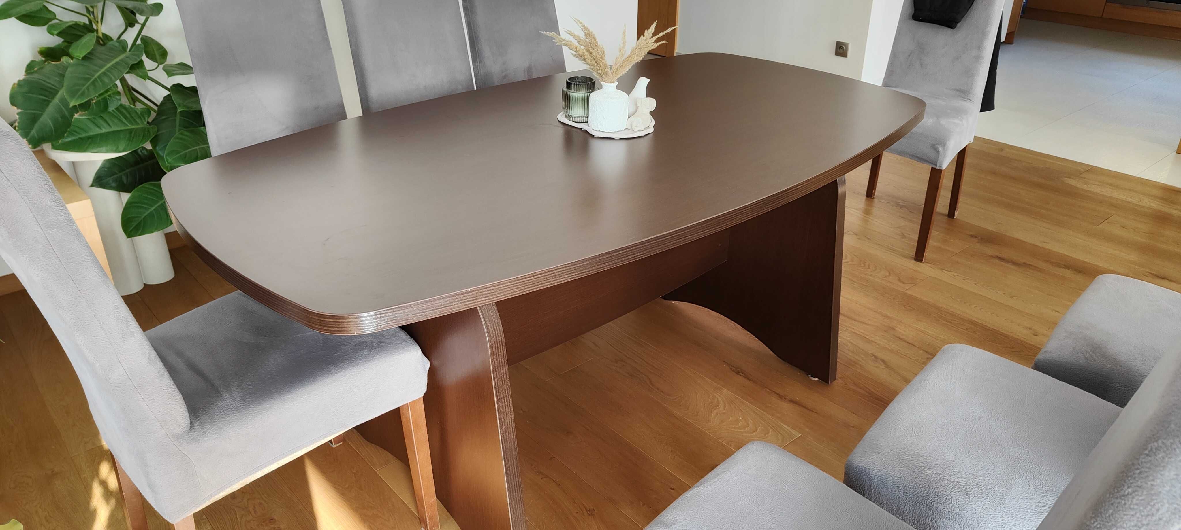Solidny Stół + 8 krzeseł