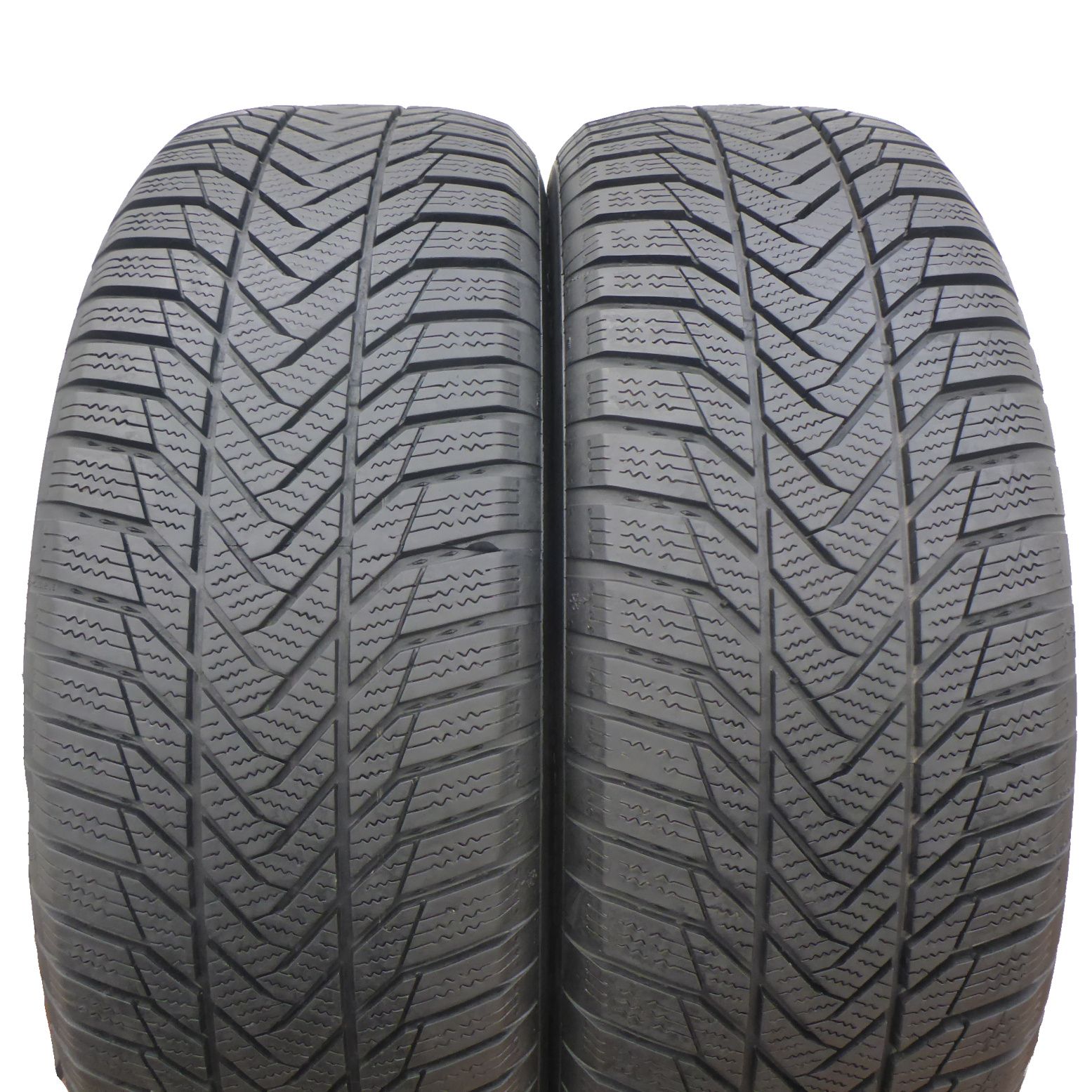 215/60/17 Esa Tecar 215/60R17 96H SuperGrip PRO Zima 2022, 2021 6.5mm