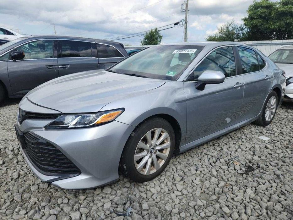Toyota camry 2018