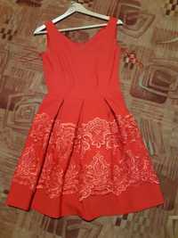 Piękna prawie nowa czerwona sukienka 36