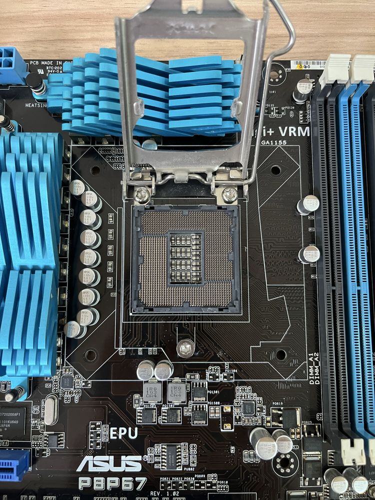 Материнская плата ASUS P8P67 s1155 DDR3 INTEL XEON Support