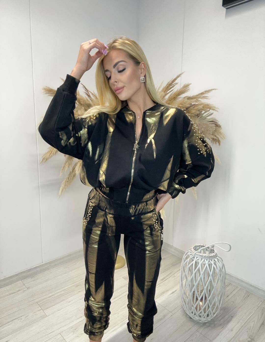Elegancki komplet dres złoto czarny logo paparazzi
