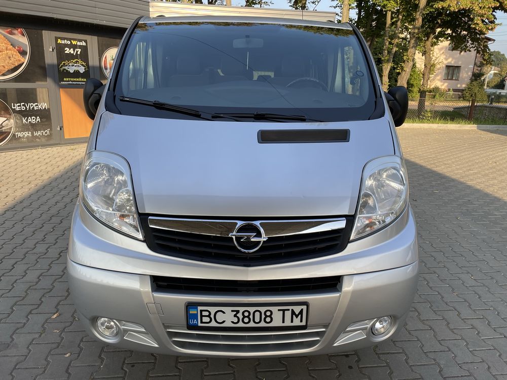 Opel vivaro 2013