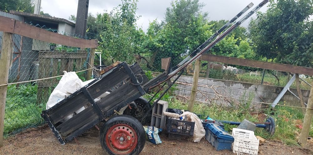 Vendo Carroça para desocupar