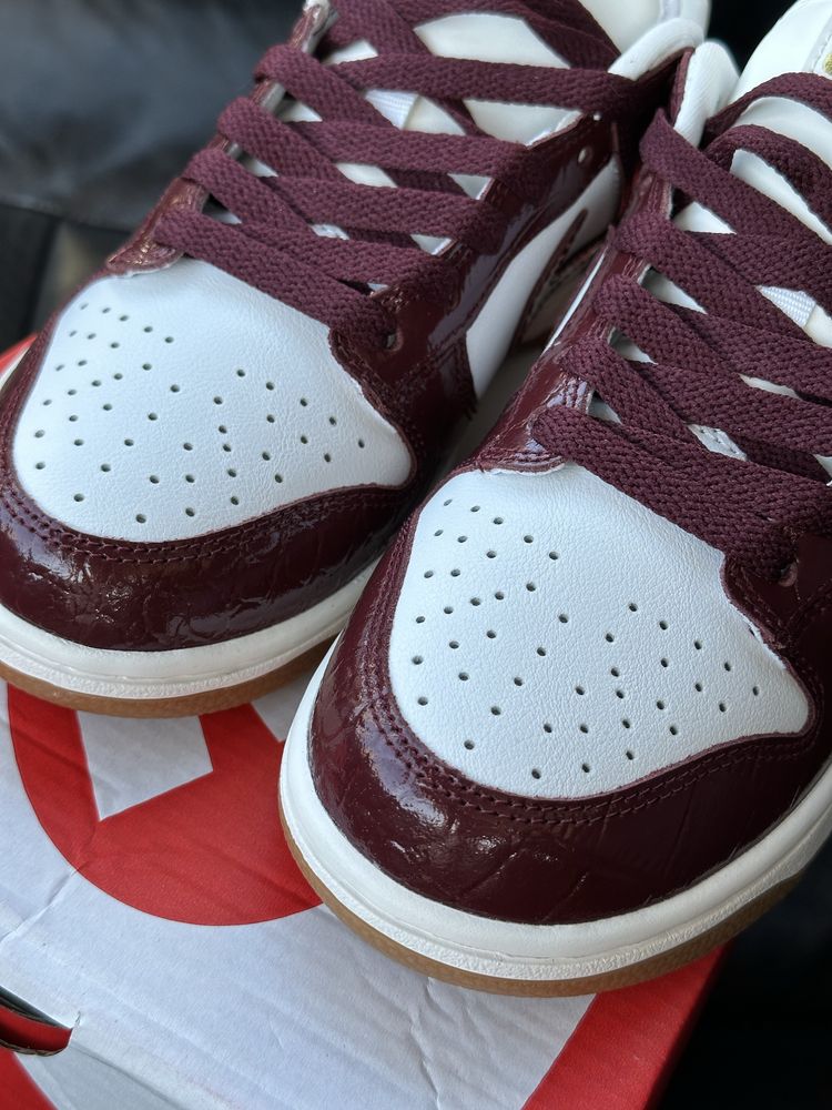 Nike Dunk Low Bordo Кросівки Жіночі Найк Дану Боргуні Dunk Бордо