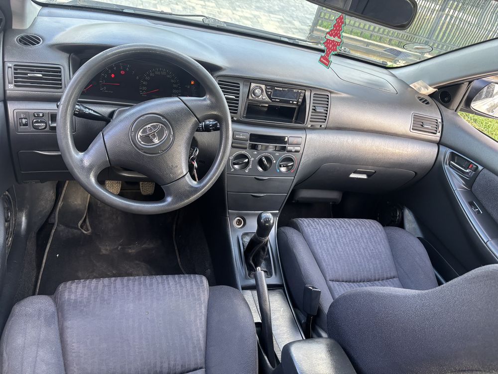 Toyota corola 1.4B  2002r
