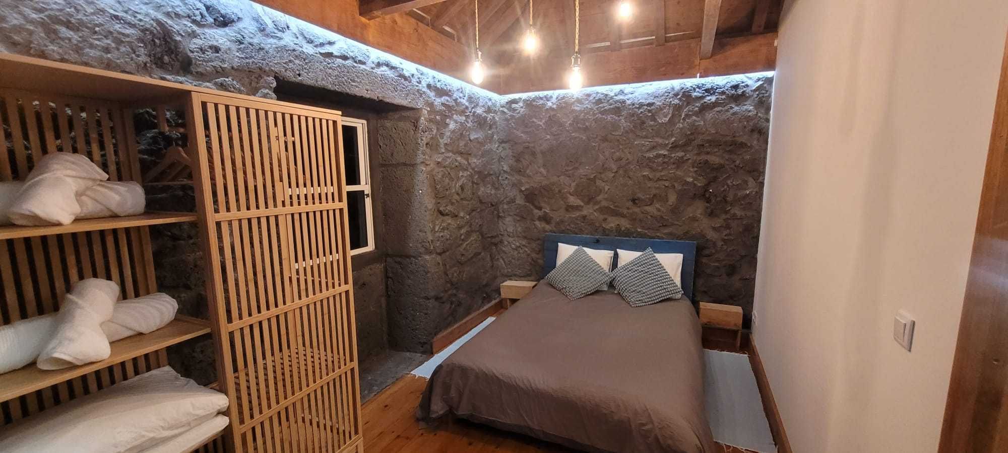 Moradia Charme São Jorge Urzelina T2 + Loja