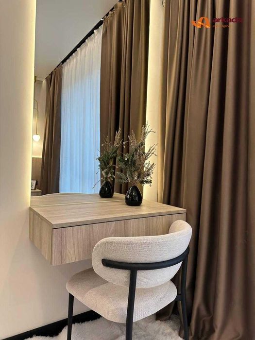 Продаю стильну 3 кімнатну квартиру в районі Озера з власною терасою!