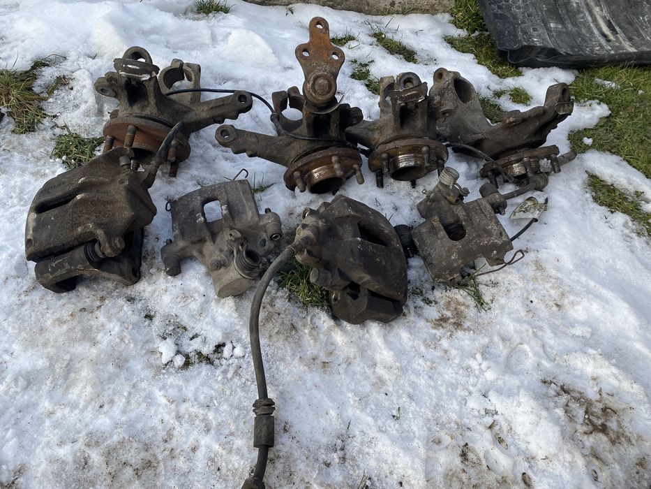 Супорт цапфа лапа Форд фокус2 Ford focus 2