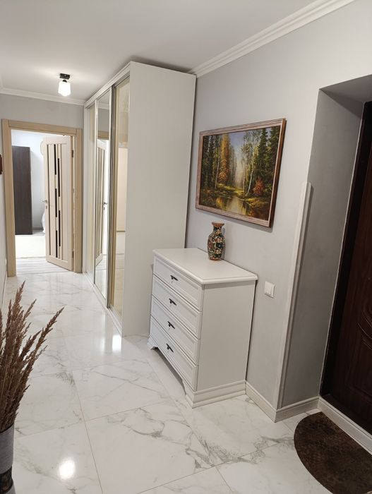 Квартира 2 кімнатних 80м2 вул.Корольова