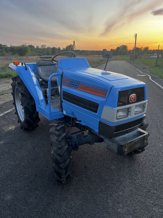 Traktorek ISEKI TK25 – 4x4 – 25 KM – gotowy do pracy!
