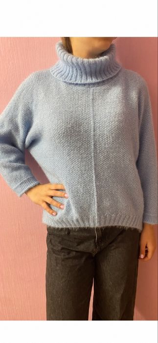 Продам теплый свитер