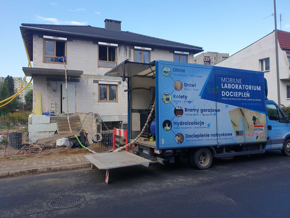 tanie docieplenie stropów, poddaszy pianą PUR