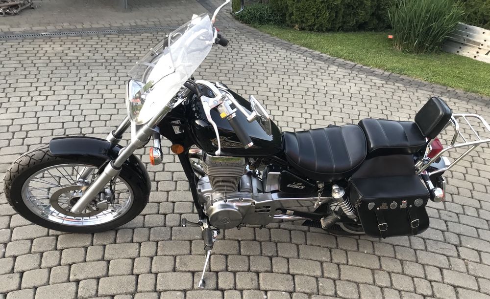 Motocykl Suzuki LS 650