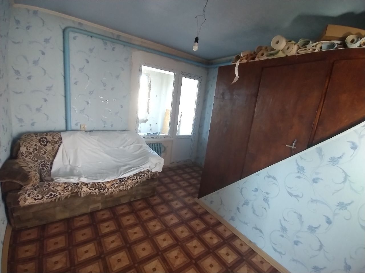 Продам 1/2 будинку, центр м. Дергачі