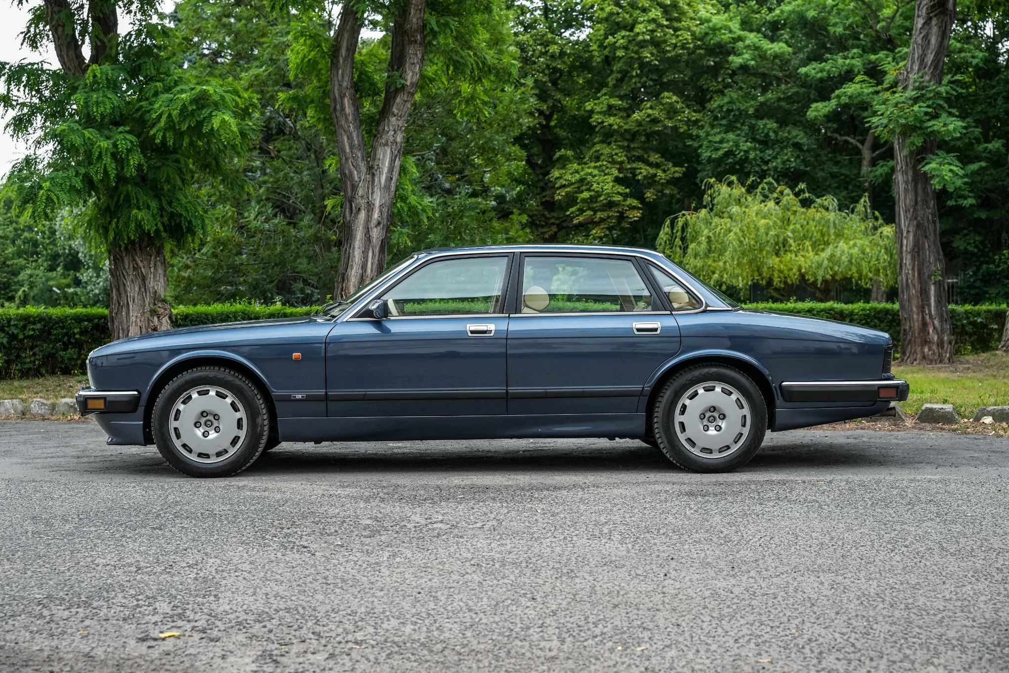 Jaguar XJ XJR - manualna skrzynia biegów