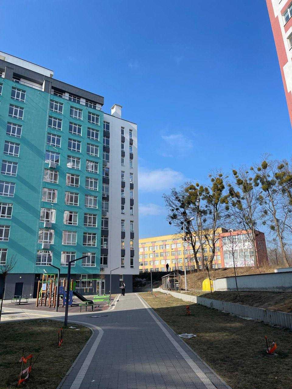 Продаж комерційного приміщення по вул Підголоско в ЖК Голоскі Кручі
