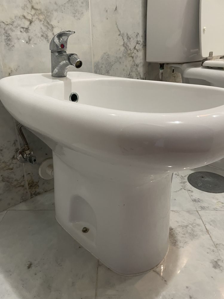 Dois Bidés Cifial