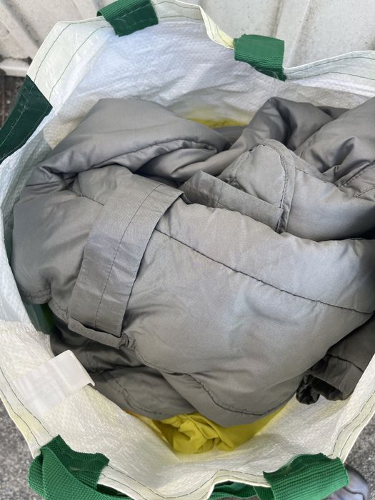 Saco de roupa 30L de menina 11-12 anos