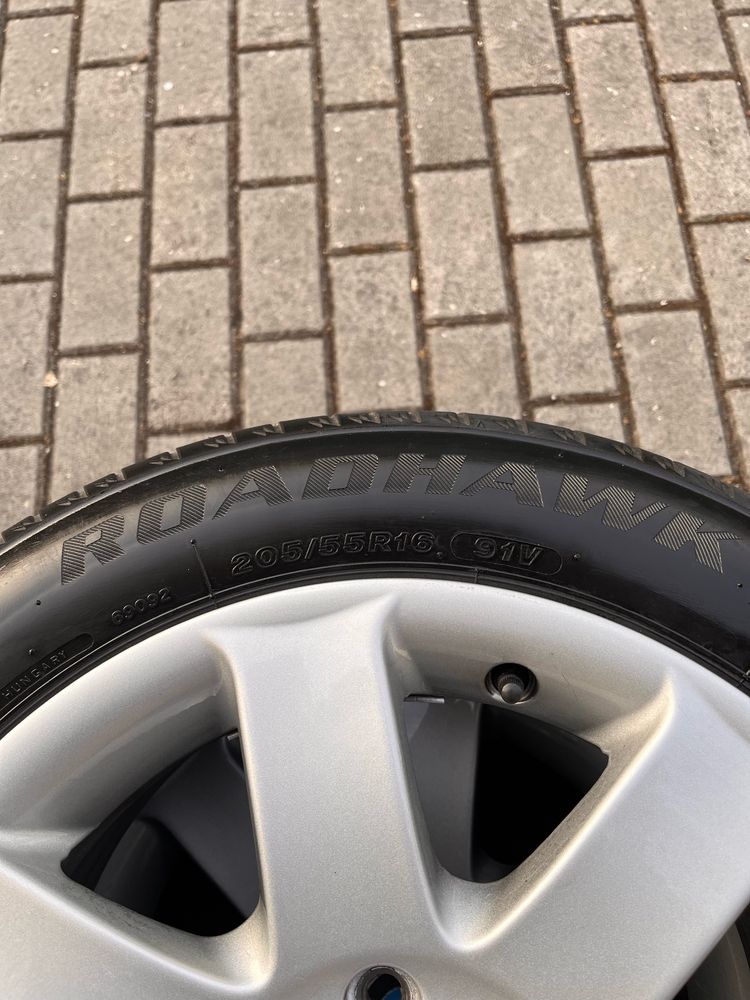 Vendo pneus e jantes 16 bmw