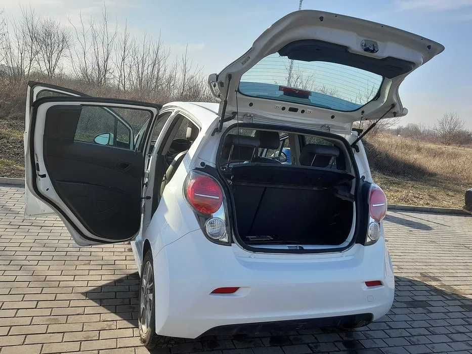 Chevrolet Spark EV 2016 электромобиль