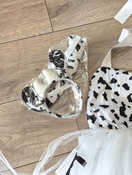 Kostium krówka z akcesoriami 122/128