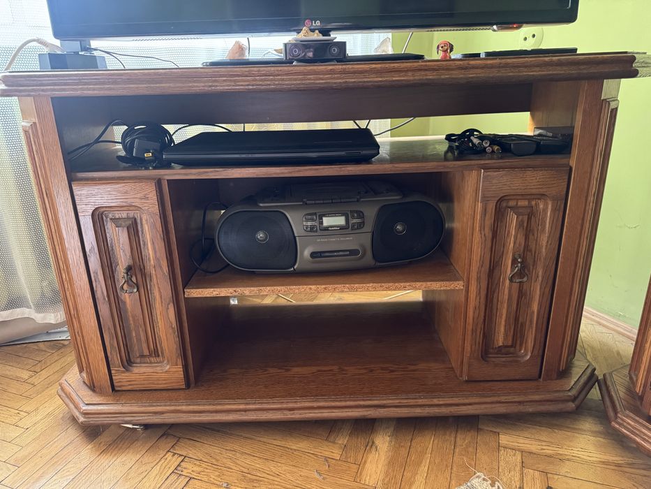 Zestaw mebli dębowych