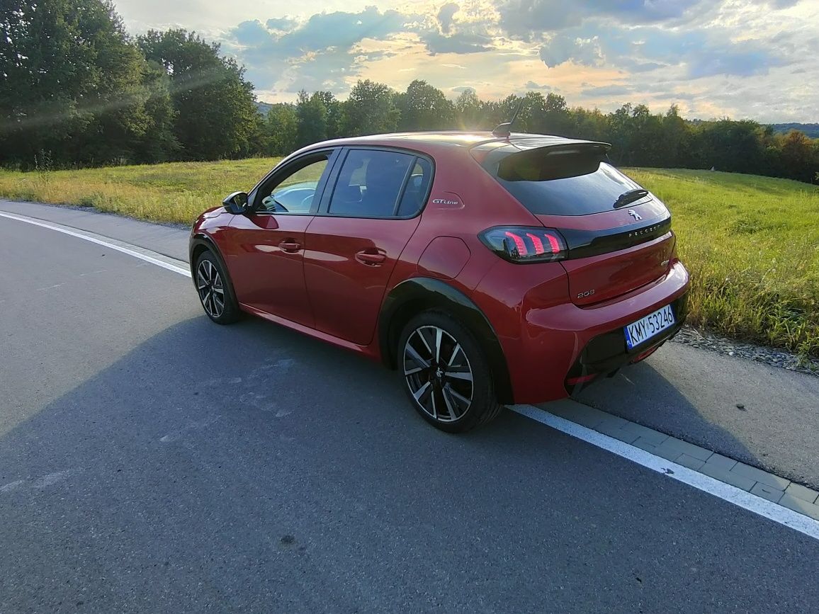 Peugeot 208 GT line 20021 1.2