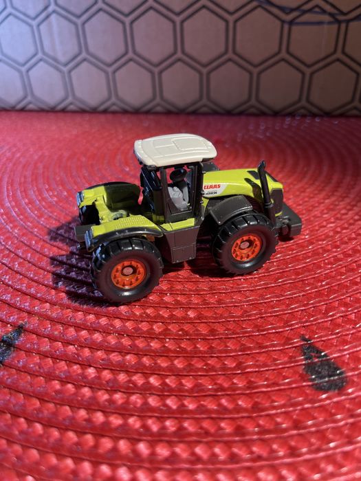 Siku traktor Claas xerion 1421